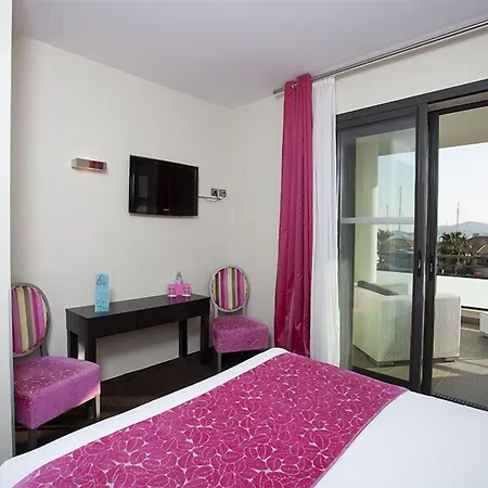 巴普迪斯丁酒店