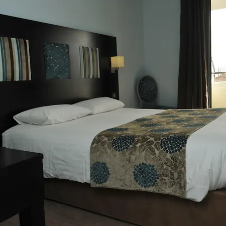 巴普迪斯丁酒店 3*