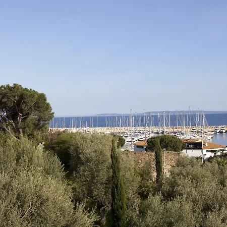 巴普迪斯丁酒店 3*