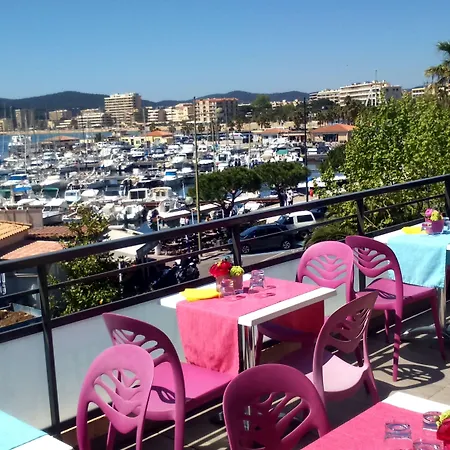 酒店 巴普迪斯丁酒店