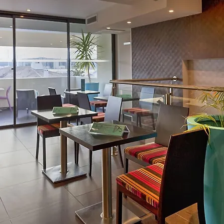 巴普迪斯丁酒店 酒店