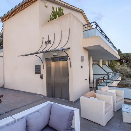 巴普迪斯丁酒店 酒店